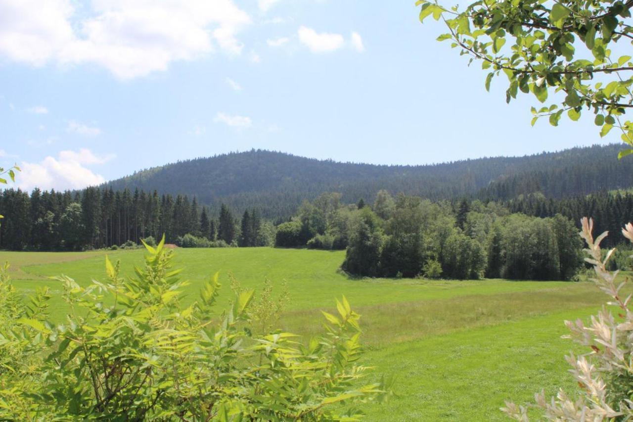 Ferienwohnungen Holzferienhaeuser Leithenwald ซวีเซิล ภายนอก รูปภาพ