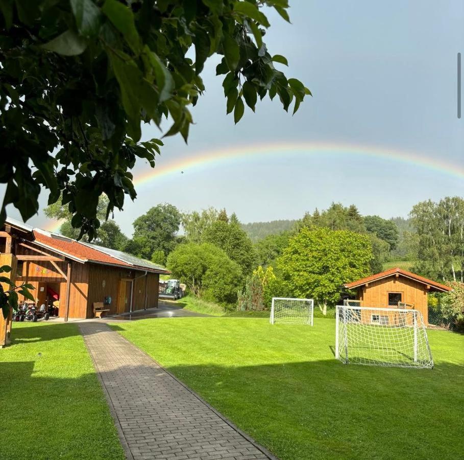 Ferienwohnungen Holzferienhaeuser Leithenwald ซวีเซิล ภายนอก รูปภาพ