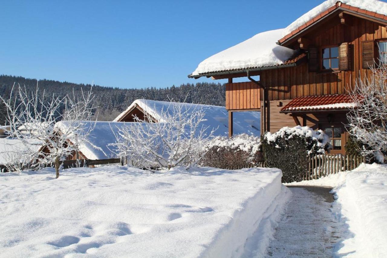 Ferienwohnungen Holzferienhaeuser Leithenwald ซวีเซิล ภายนอก รูปภาพ