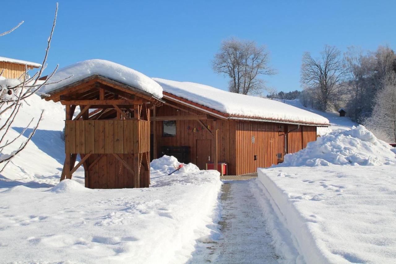 Ferienwohnungen Holzferienhaeuser Leithenwald ซวีเซิล ภายนอก รูปภาพ